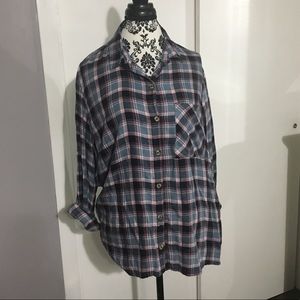 GUC Charlotte Russe Plus Size Button Down Shirt